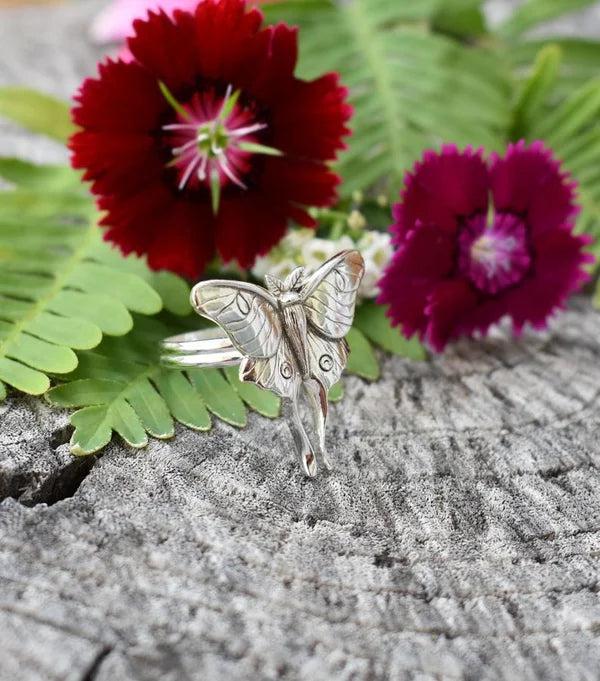 Otilia | Butterfly ring