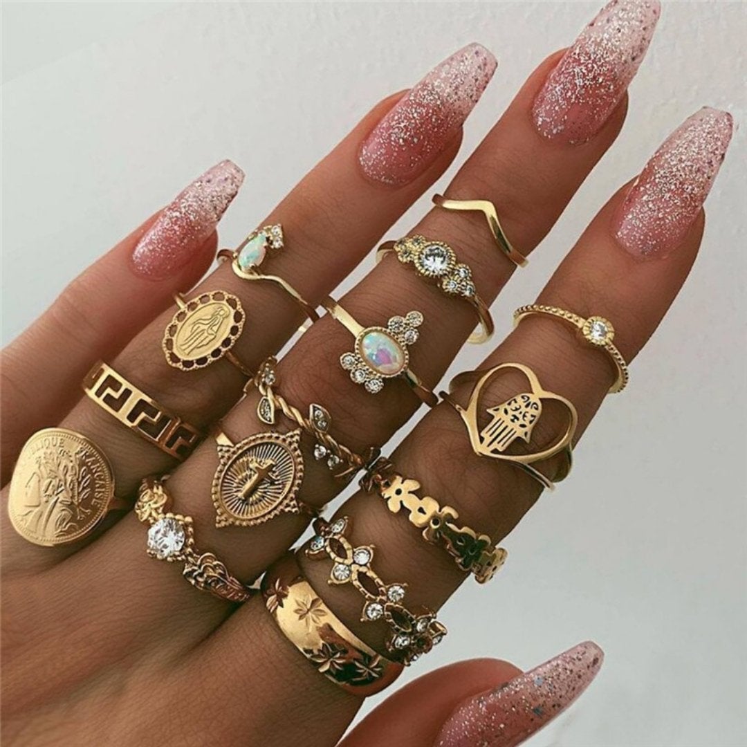 Julia | Unique Premium Package of 8 to 12 Rings