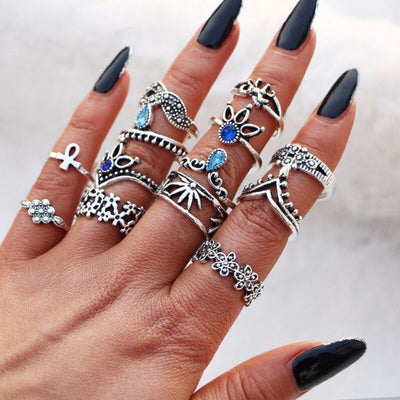 Julia | Unique Premium Package of 8 to 12 Rings