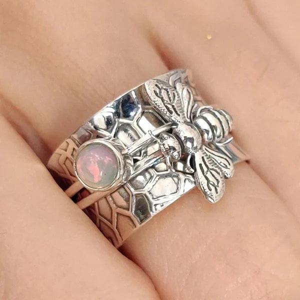 Lidia | Bee Gemstone Meditation Spinner Ring