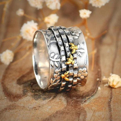 Zaira | Small bee flower ring