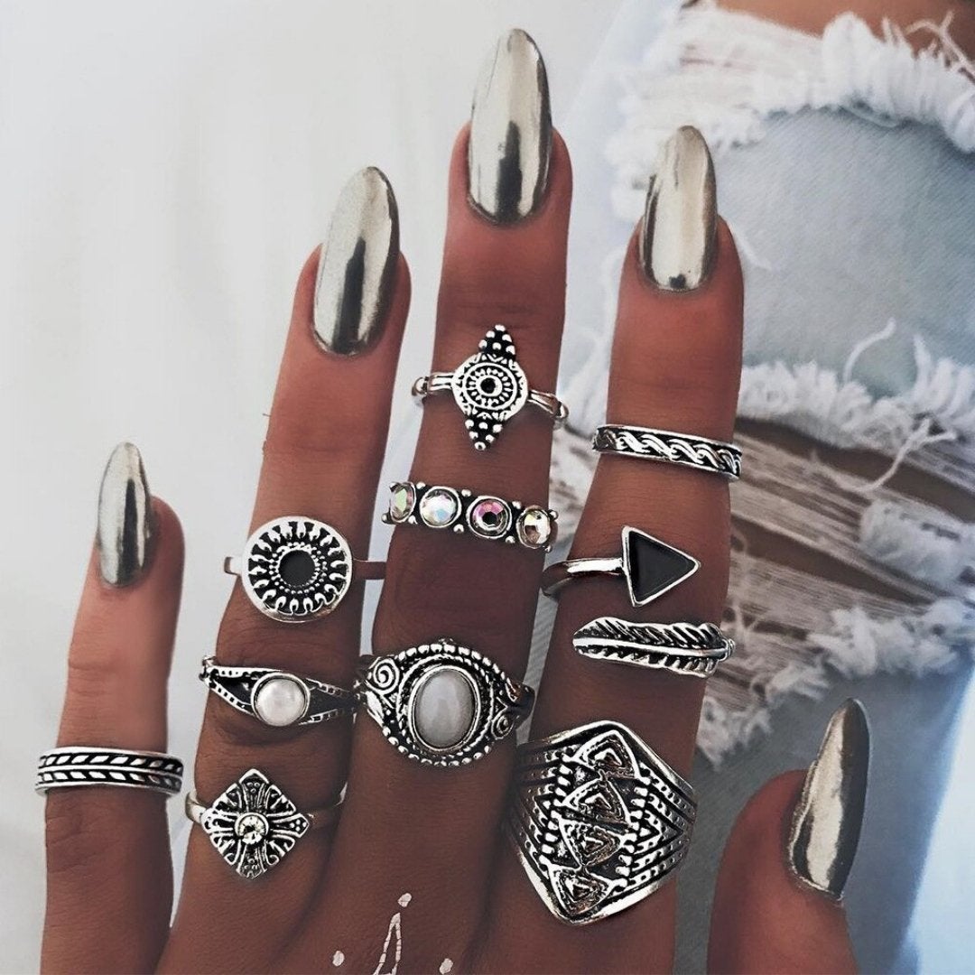 Julia | Unique Premium Package of 8 to 12 Rings