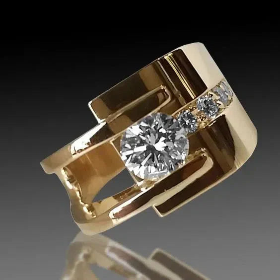Jesica | Vintage gold ring with irregular zircons