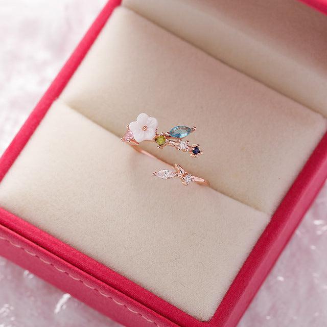 Rosa | Adjustable Wildflower Ring with Gold Gemstones