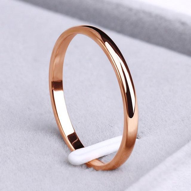 Ximena | Simple gold and silver ring.
