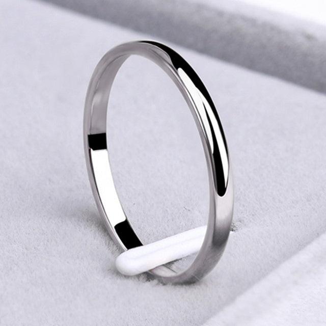Ximena | Simple gold and silver ring.