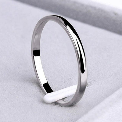Ximena | Simple gold and silver ring.