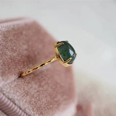 Rocío | Luxury ring with green water drop in gold