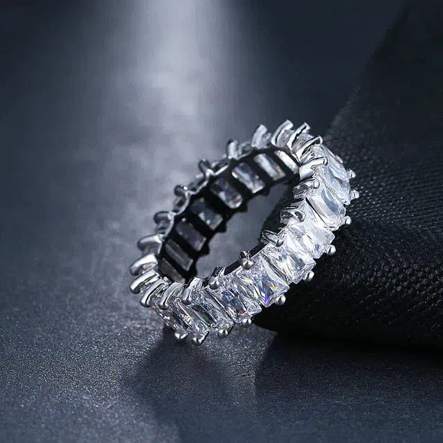 Clarisa | Luxury zirconia ring in gold and silver