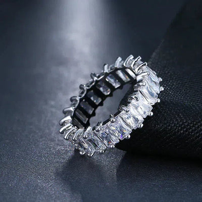 Clarisa | Luxury zirconia ring in gold and silver