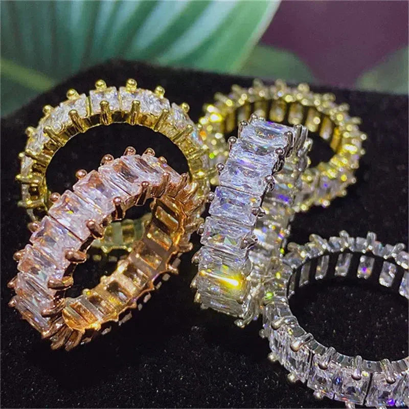 Clarisa | Luxury zirconia ring in gold and silver