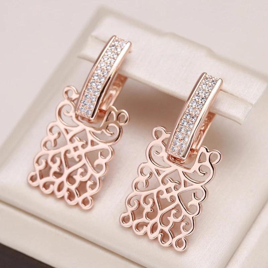 Victoria | Ivy earrings with zirconia in rose gold