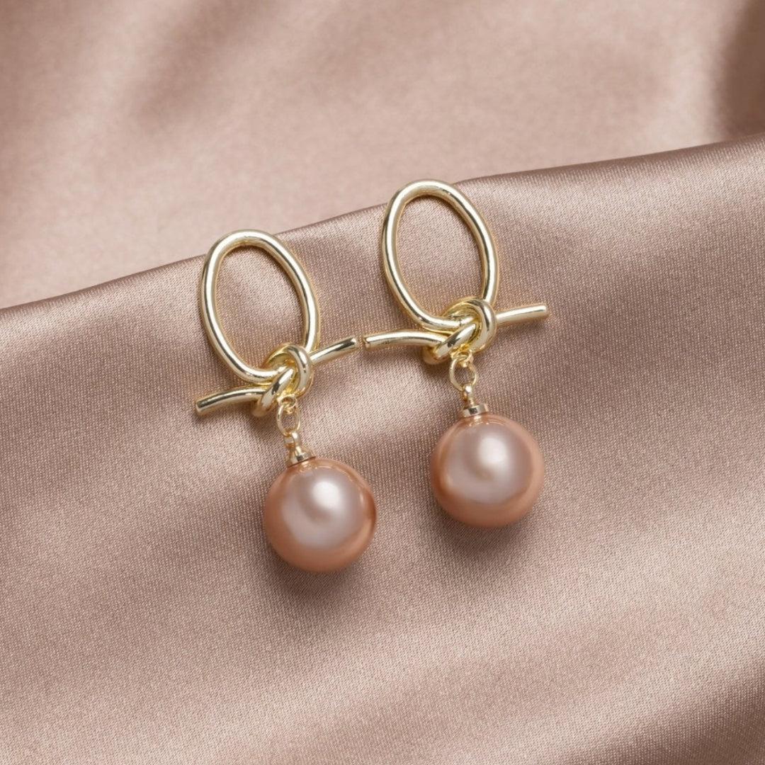 Gabriela | Hoop earrings with golden pearls
