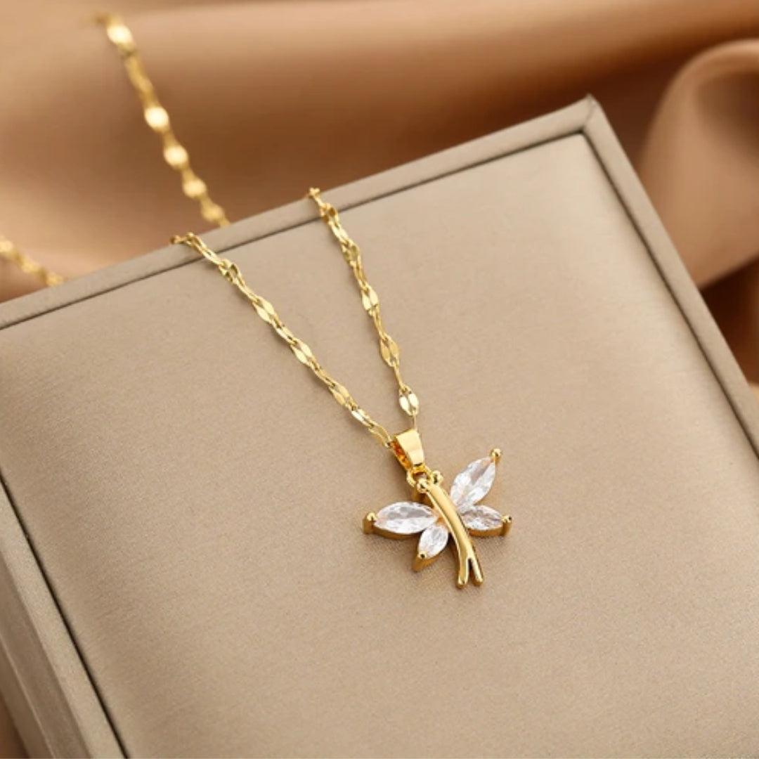 Flor | Crystal dragonfly necklace in gold