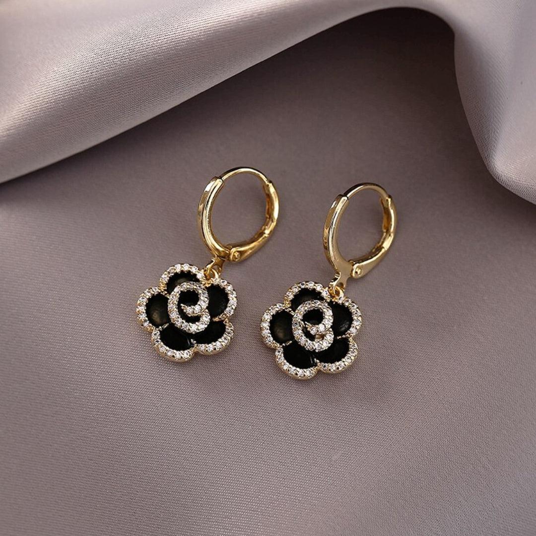Alina | Elegant Lotus Black Earrings