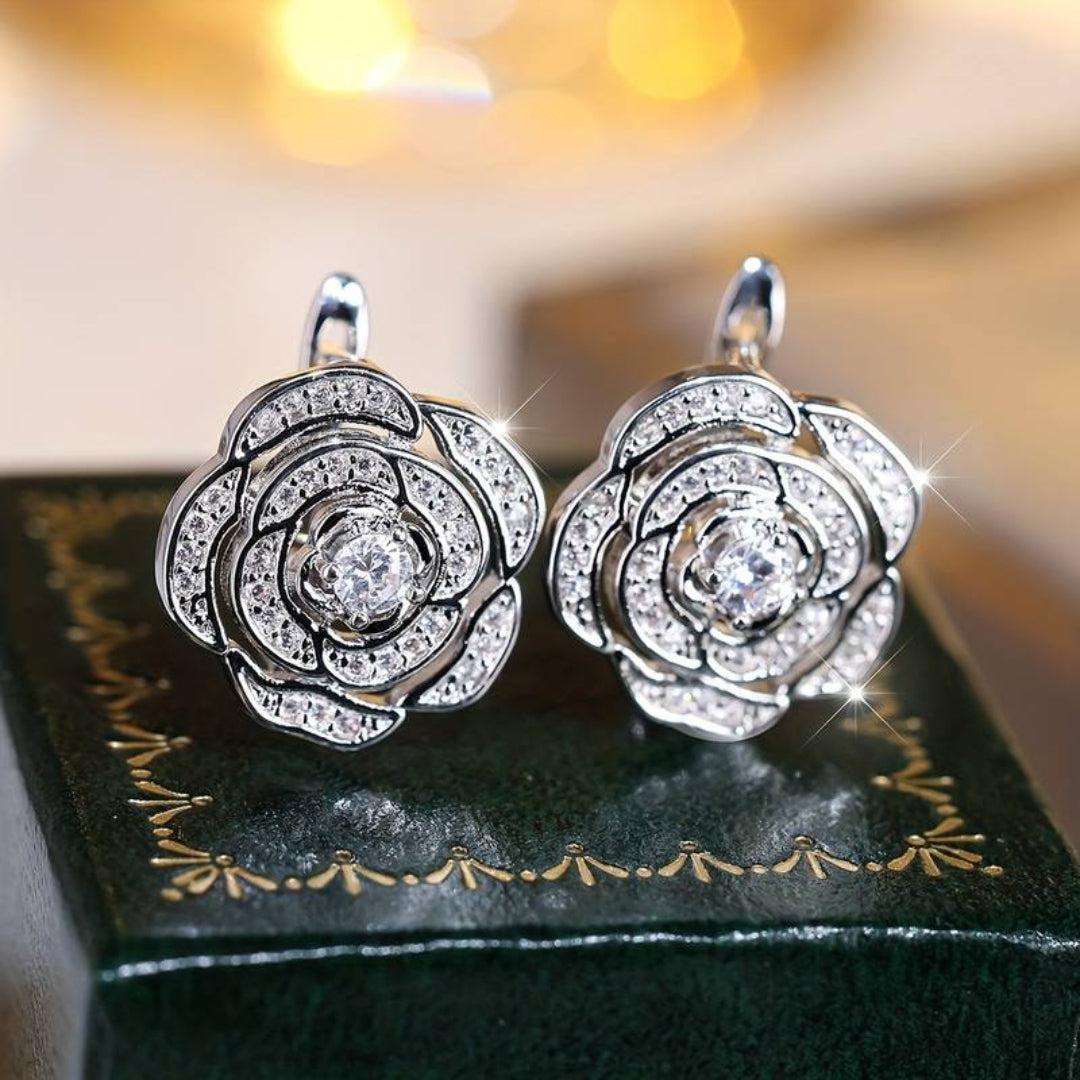 Yasmina | Elegant sterling silver sparkling flower earrings