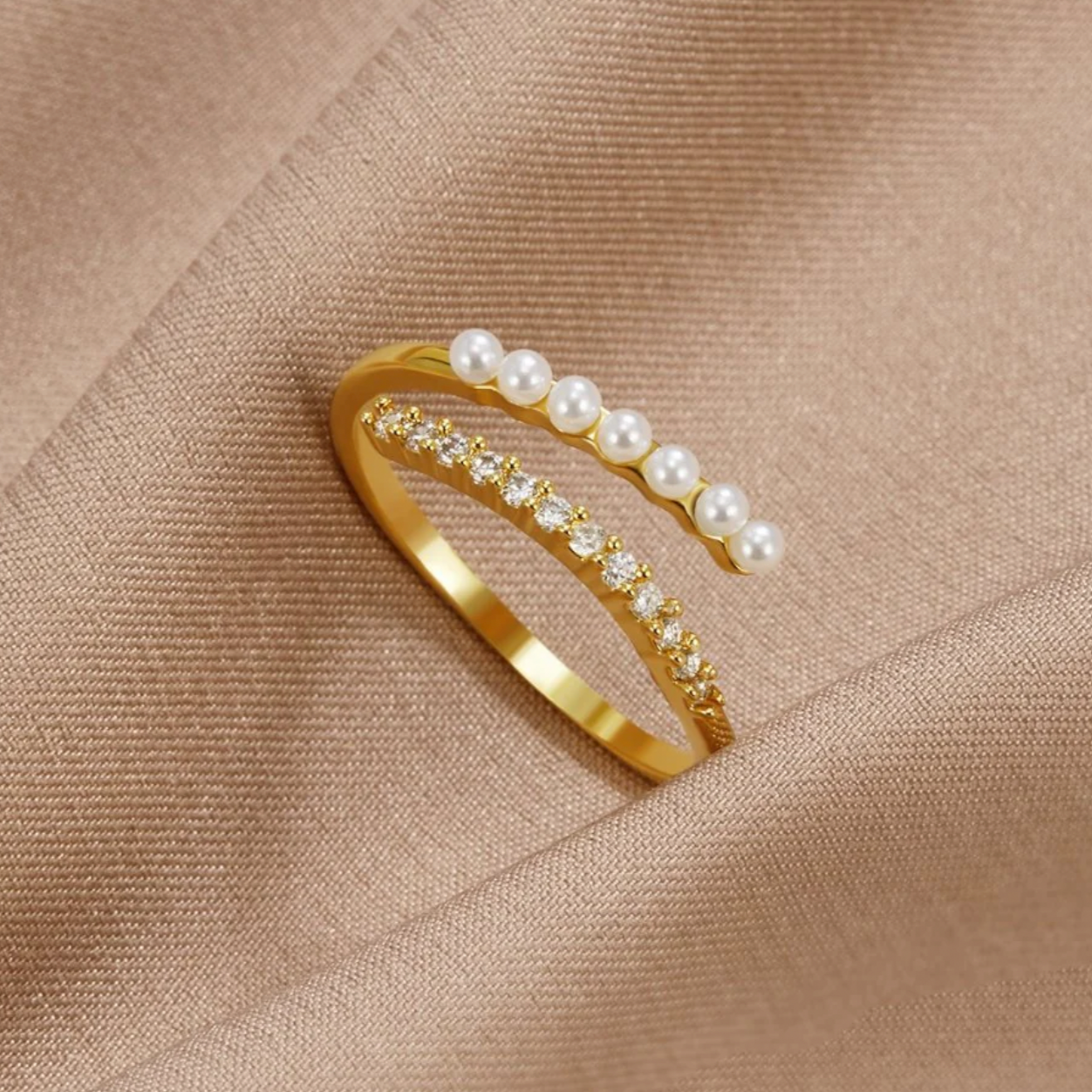 Úrsula | Adjustable ring with pearls and zircons