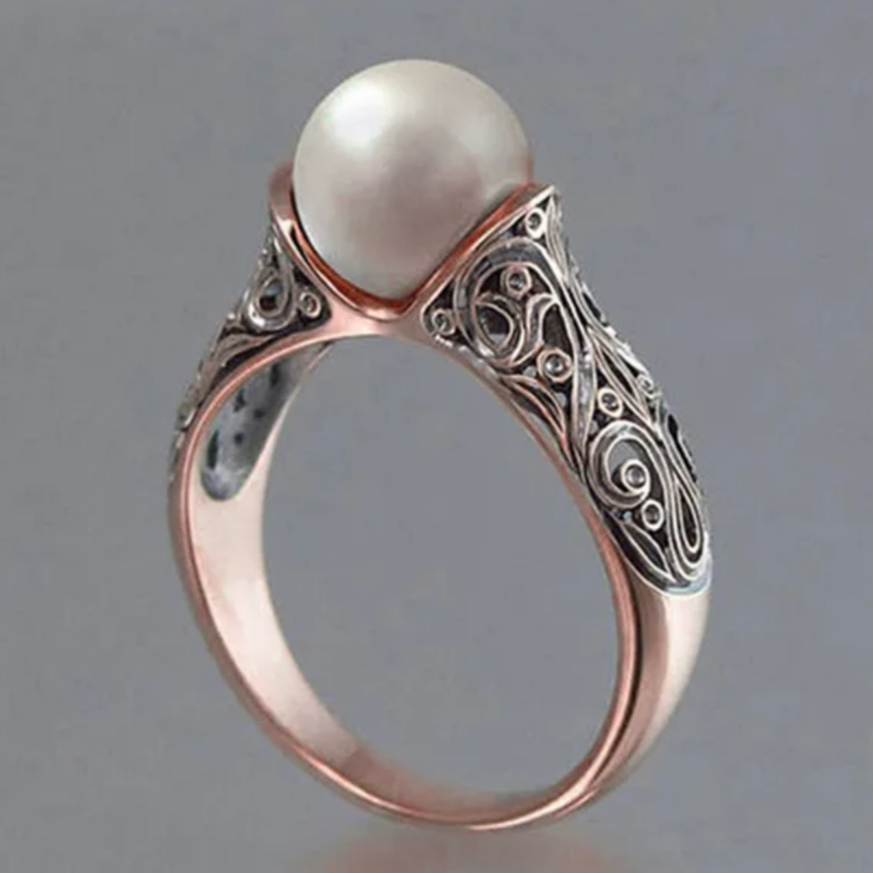 Beatriz | Vintage rose gold pearl ring