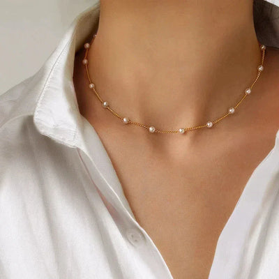 Margarita | Pearl necklace in gold