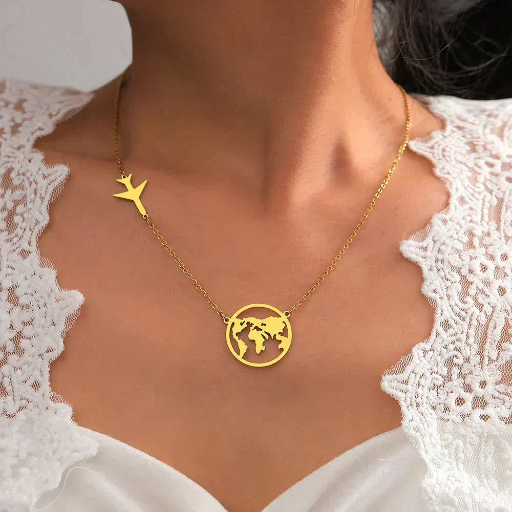 Marta | Golden travel necklace