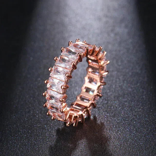 Clarisa | Luxury zirconia ring in gold and silver