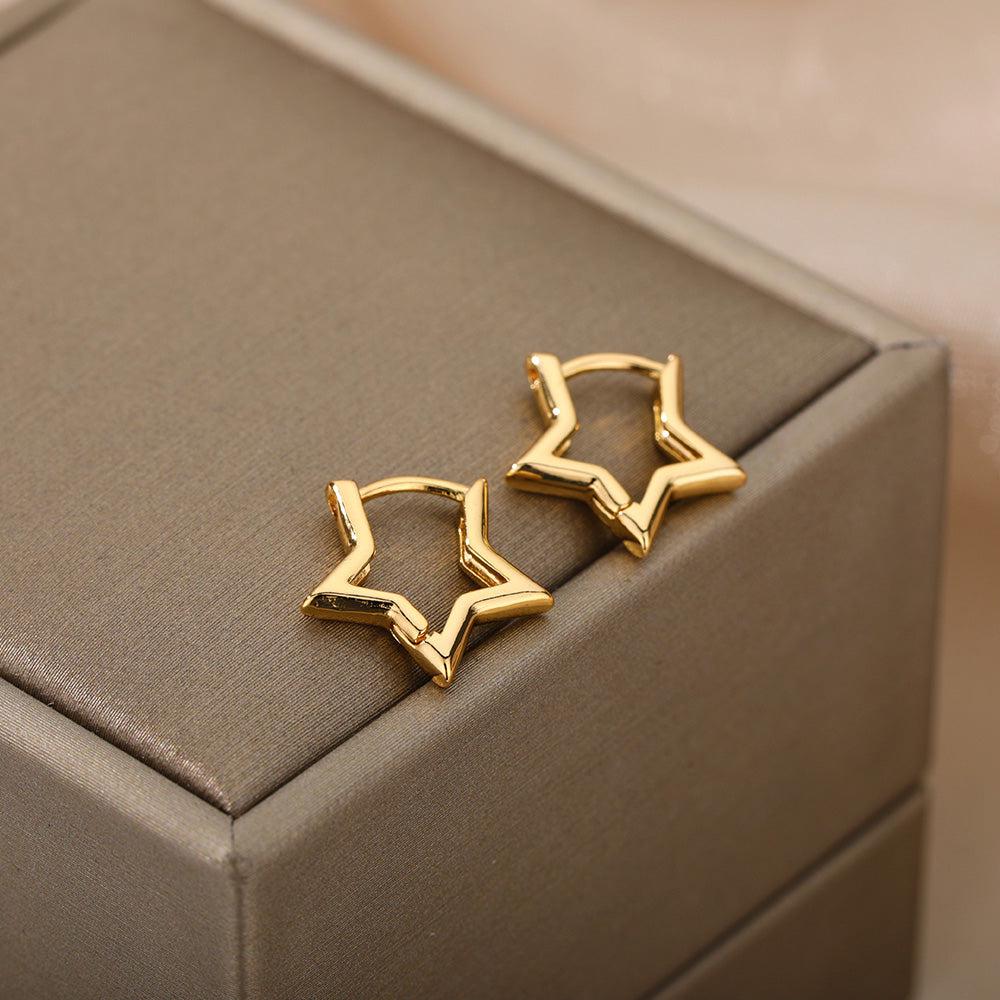 Fabiola | Minimalist gold star earrings