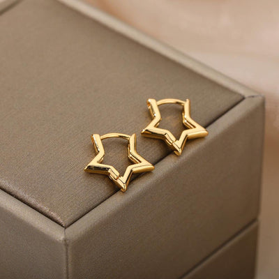 Fabiola | Minimalist gold star earrings