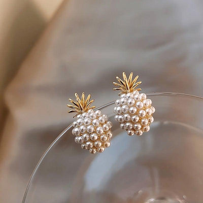 Carla | Tropical pineapple and pearl earrings