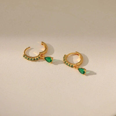 Penélope | Zirconia earrings with emerald in gold