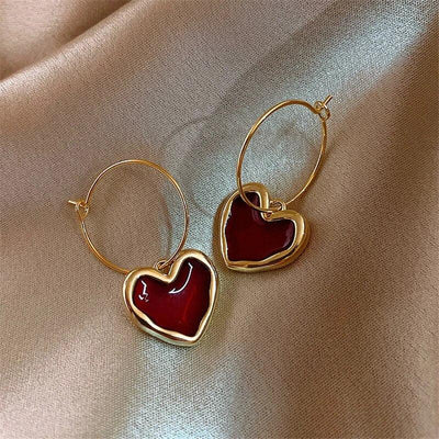 Sandra | Gold heart earrings