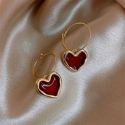Sandra | Gold heart earrings