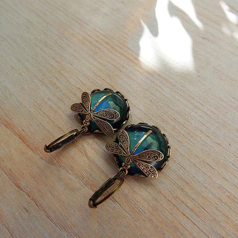 Dolores | Spherical dragonfly earrings in antique gold