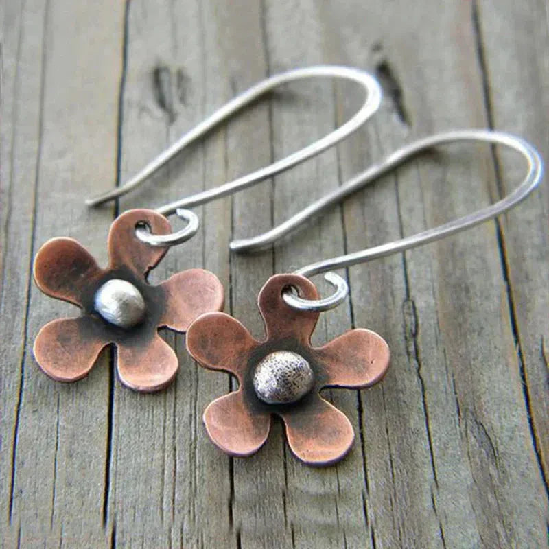 Georgina | Bohemian earrings with brown flower in sterling silver