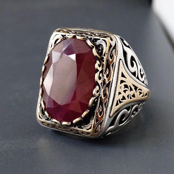 Cristina | Red Turkish Vintage Signet Ring