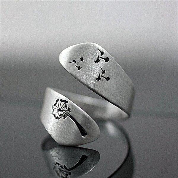 Olivia | Hand-carved adjustable dandelion ring