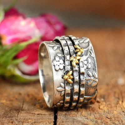 Zaira | Small bee flower ring