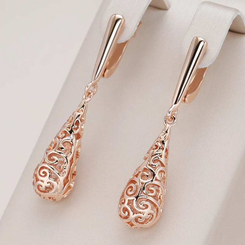 Eliana | Gold mandala dangle earrings