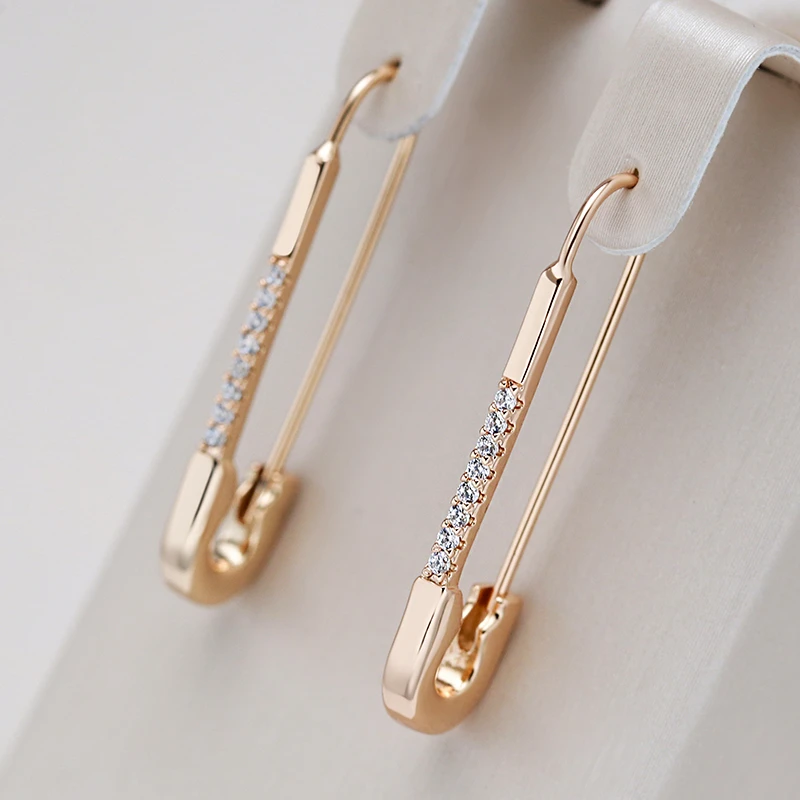 Antonia | Elegant gold clip-on earrings