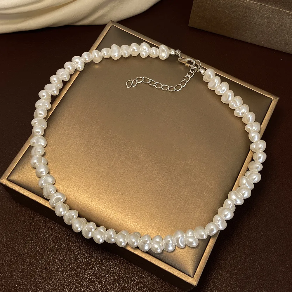 Rita | Elegant pearl necklace