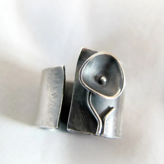 Abigail | Vintage ring in dark silver