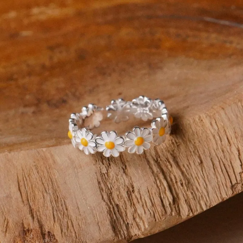 Geraldine | Vintage daisy ring