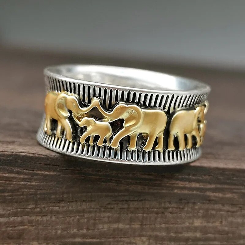 Cristina | Vintage Gold Elephant Ring