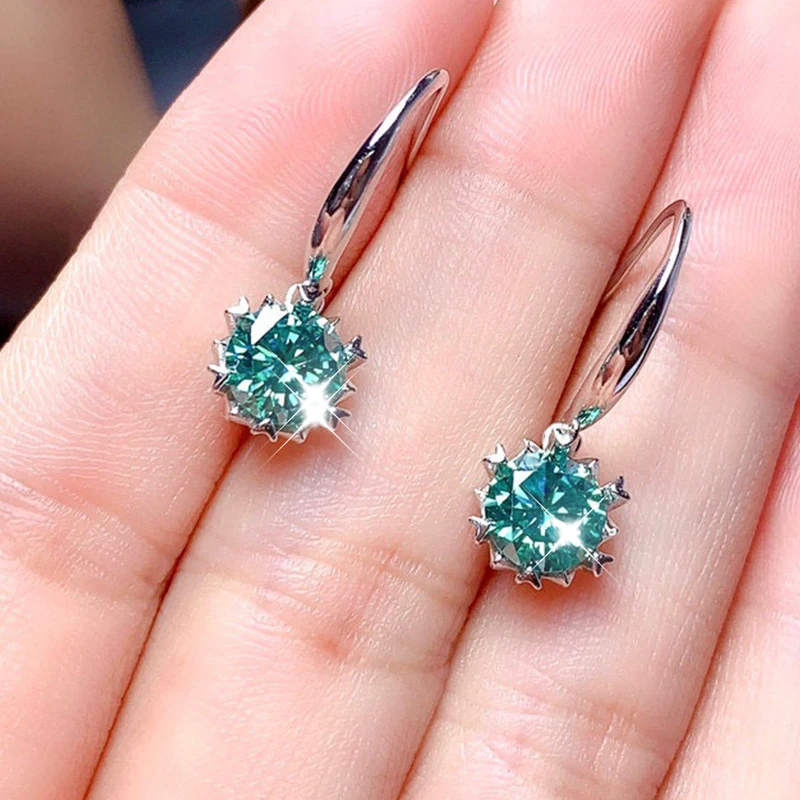 Eugenia | Elegant turquoise and zircon earrings.