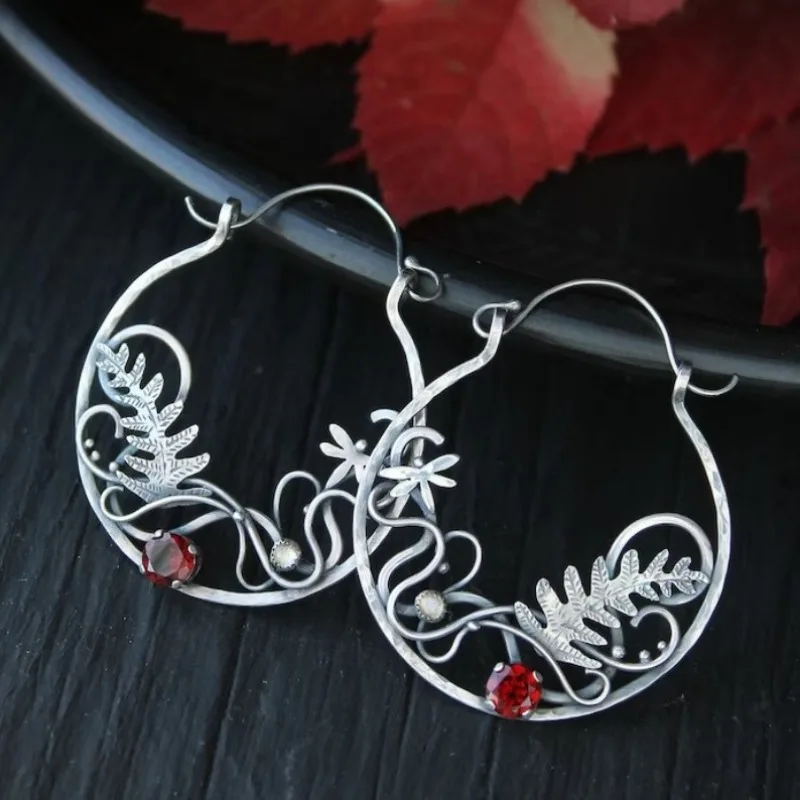 Wilhelmina | Vintage earrings with red zircons in sterling silver