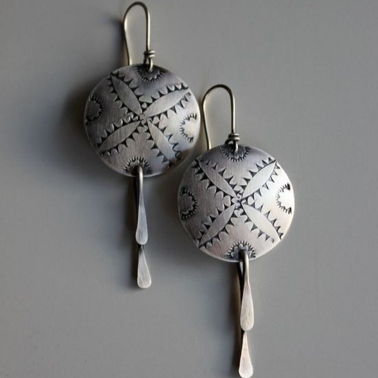 Greta | Vintage round ethnic silver earrings