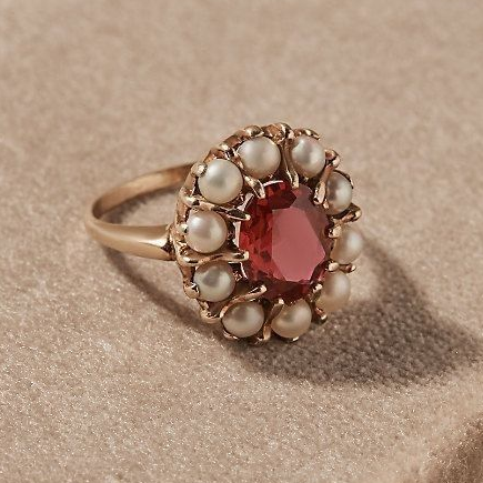 Mónica | Red crystal ring with vintage pearls