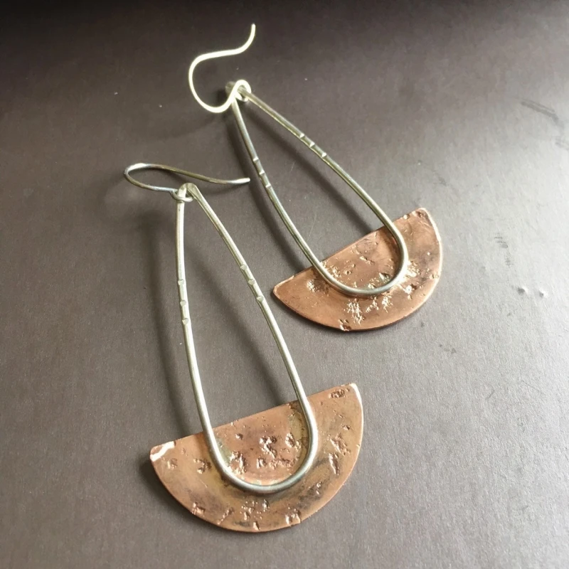 María José | Vintage Desert Mechanical Earrings