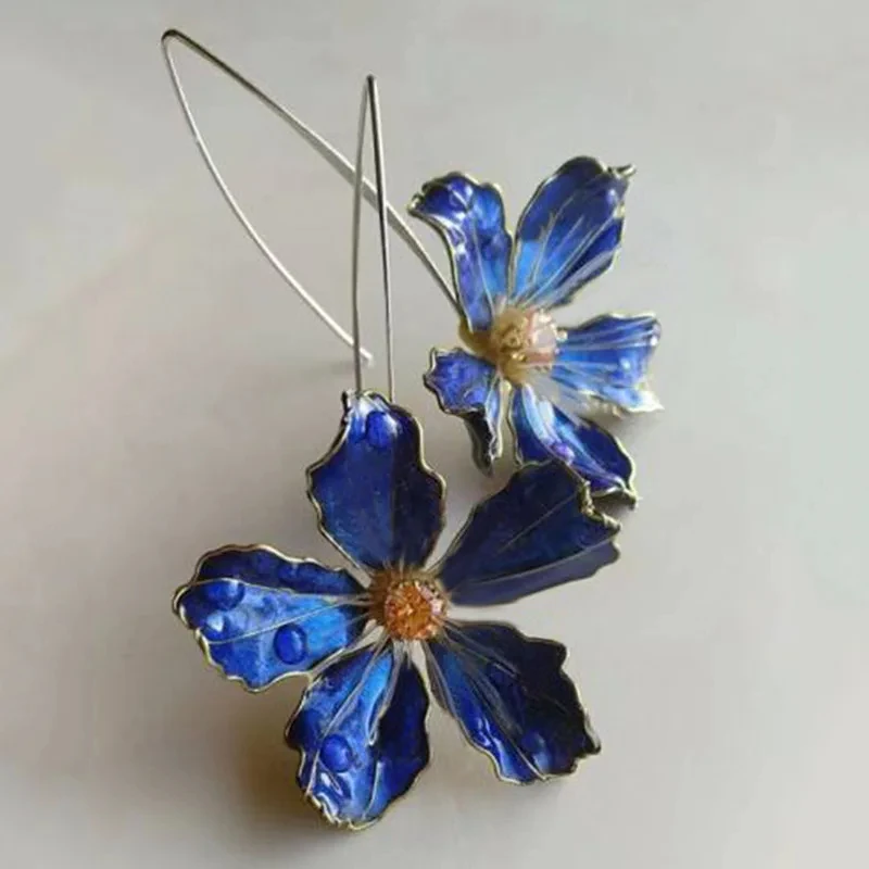 Daniela | Vintage blue flower earrings