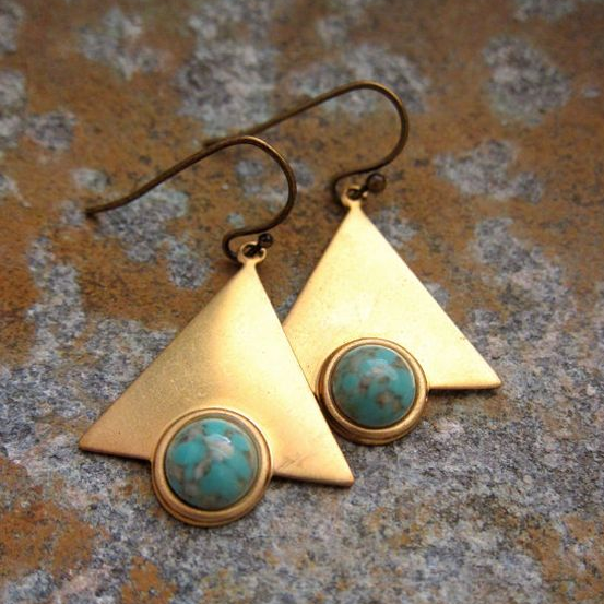 Matilde | Gold triangle earrings with vintage turquoise stones