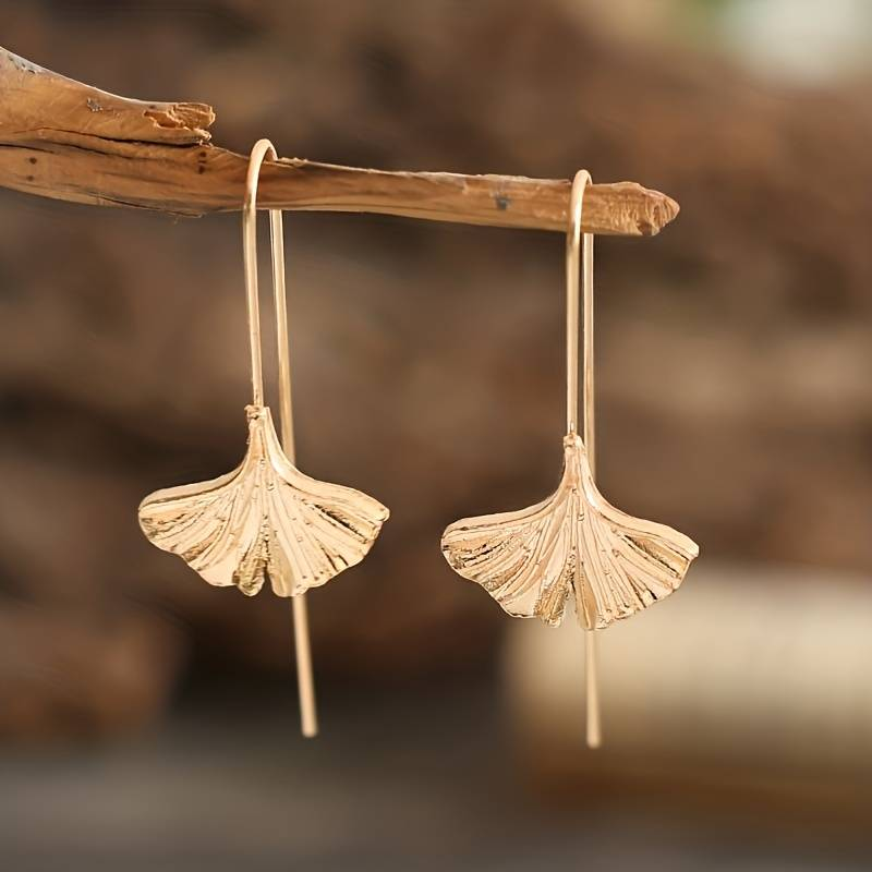 Violeta | Vintage thick petal earrings